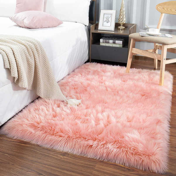 Fluffy bedroom deals rugs